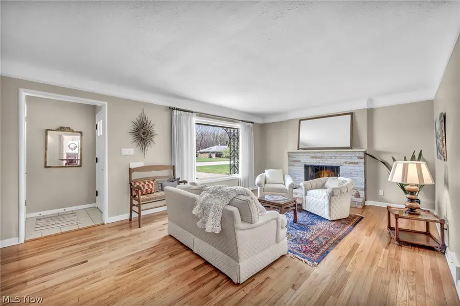 4497 W Ranchview Avenue, North Olmsted, OH 44070 - #3