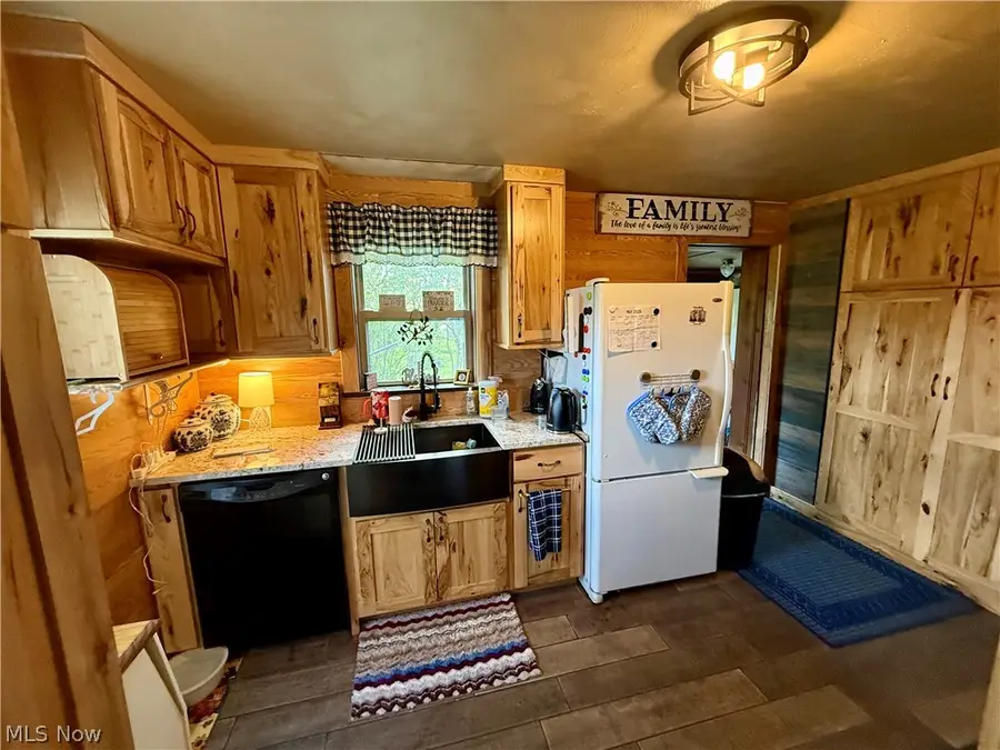 452 Niles Cortland Se Road, Warren, OH 44484 - #2