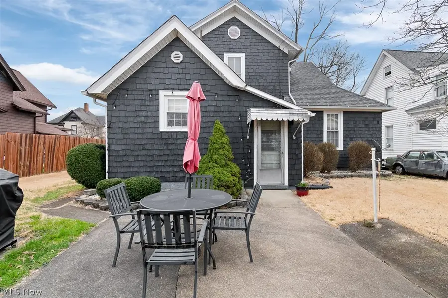 817 7th Sw Street, Massillon, OH 44647 - #3