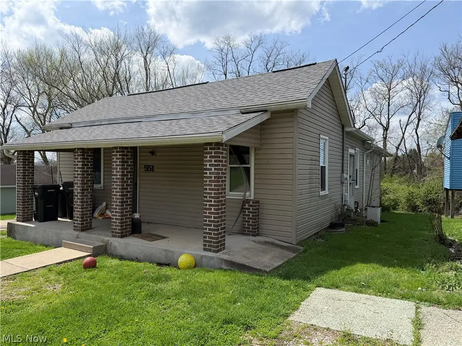 551 Carey Street, Zanesville, OH 43701 - #3
