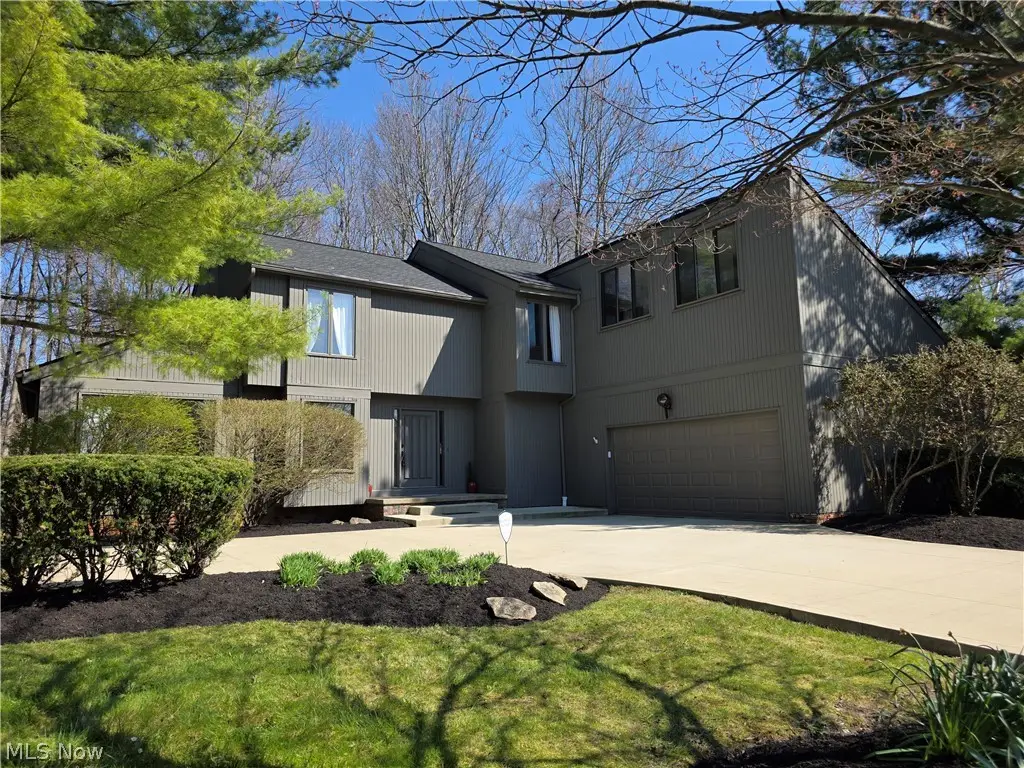 5009 Lansdowne Drive, Solon, OH 44139 - #1