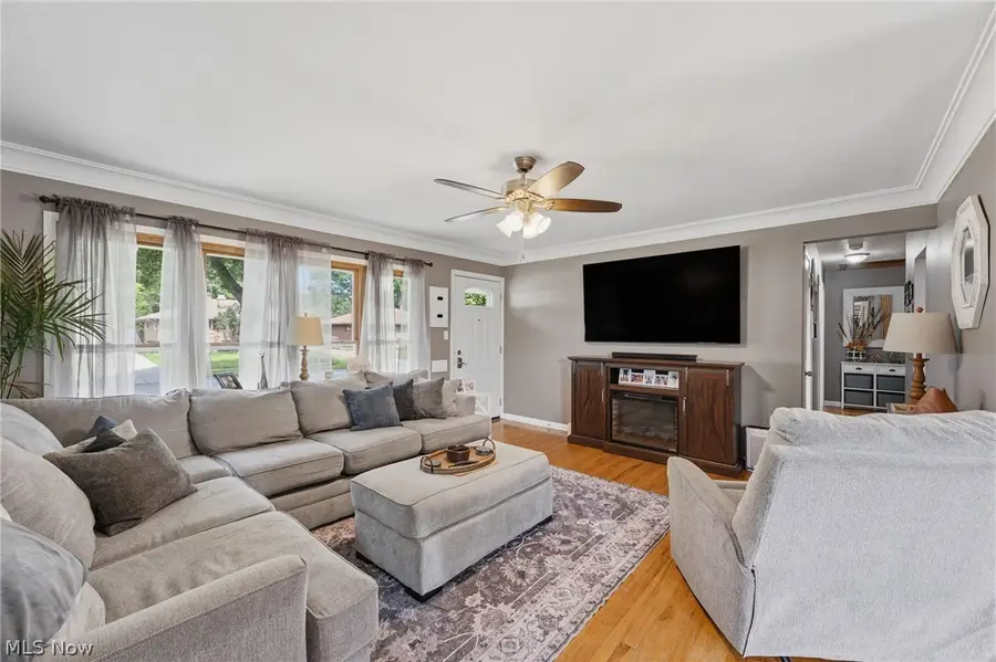4599 Memphis Villas S, Brooklyn, OH 44144 - #2