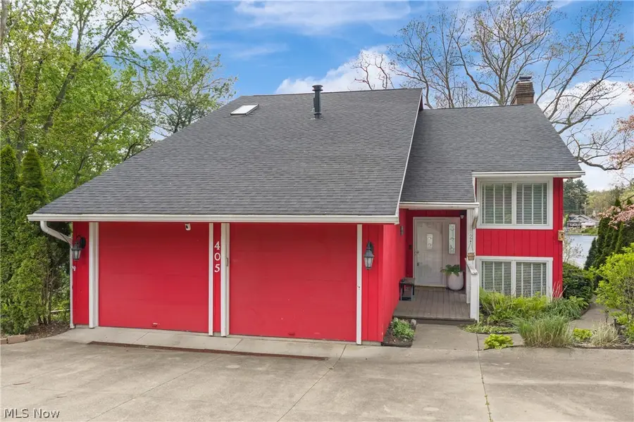 405 Snow Avenue, Portage Lakes, OH 44319 - #2