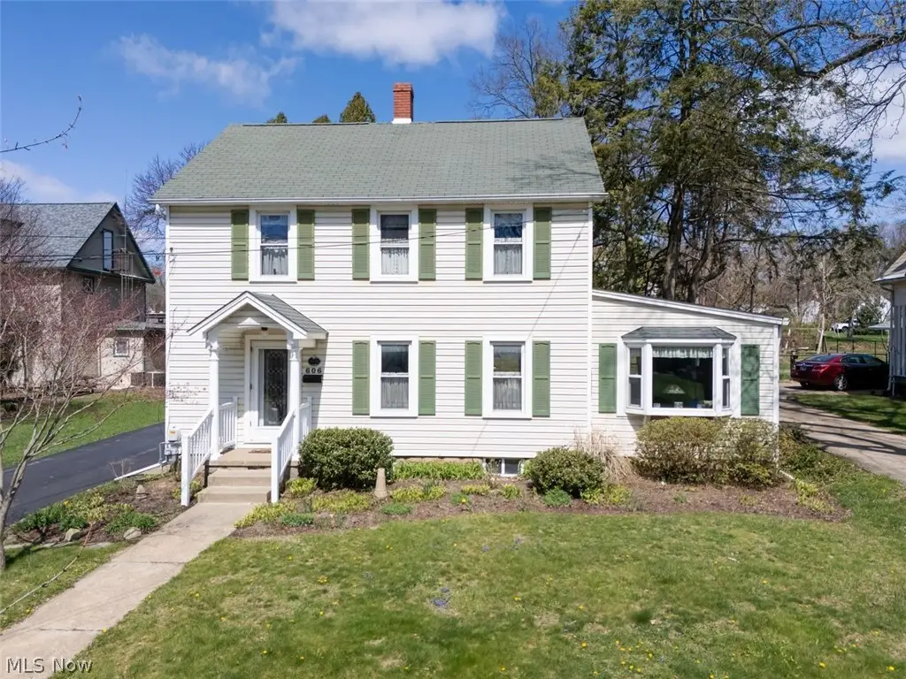 606 E Wayne Street, Wooster, OH 44691 - #1