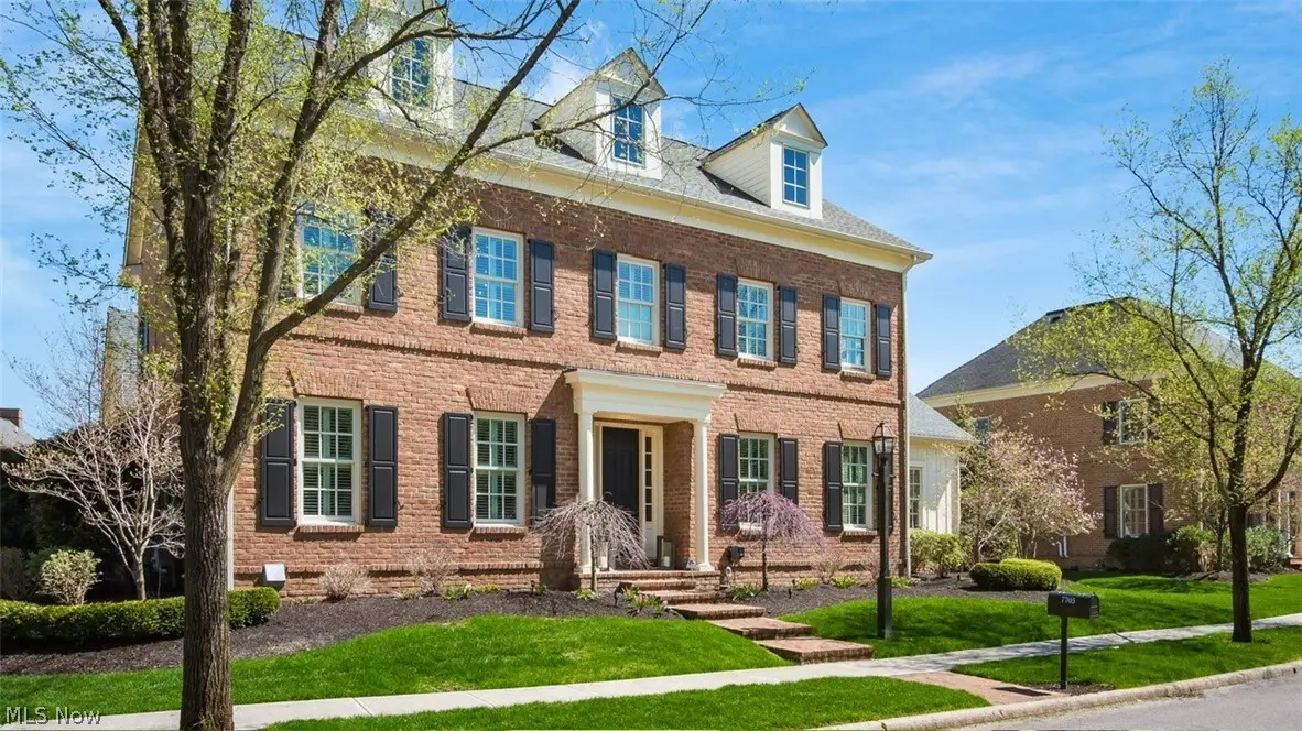 7705 Ogden Woods Boulevard, New Albany, OH 43054 - #1