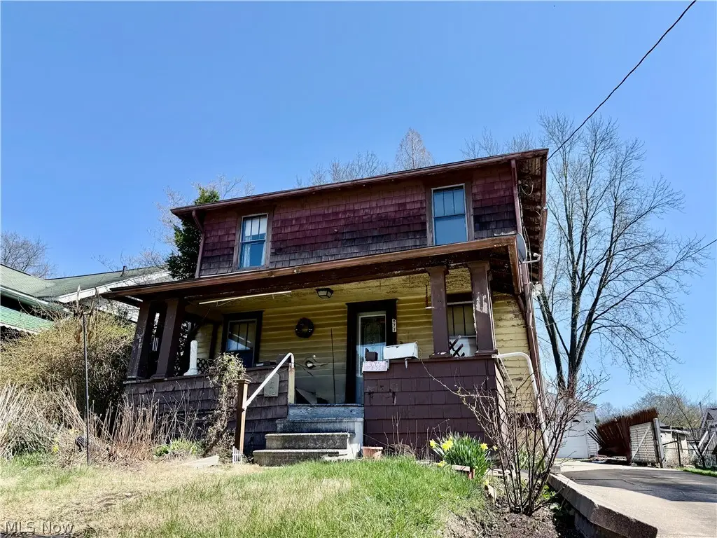 677 Eastland Avenue, Akron, OH 44305 - #1