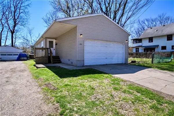 1240 W Waterloo Road, Akron, OH 44314