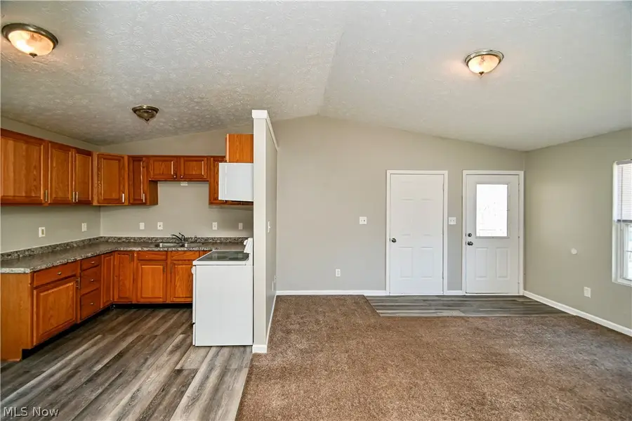 1240 W Waterloo Road, Akron, OH 44314 - #2