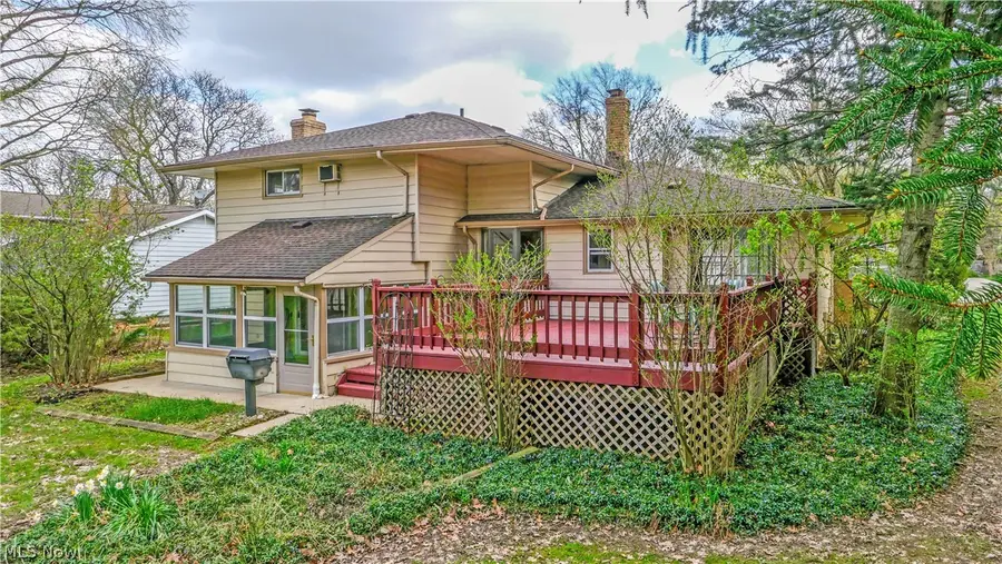 1040 Rose Boulevard, Highland Heights, OH 44143 - #3