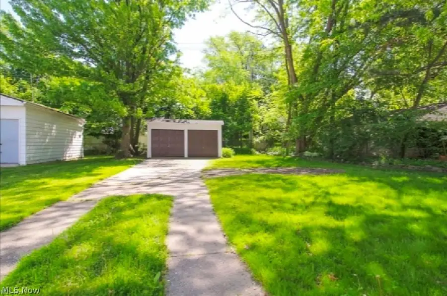 971 Rushleigh Road, Cleveland Heights, OH 44121 - #3