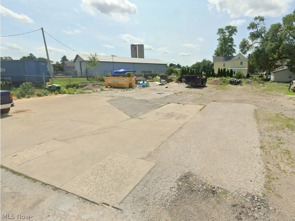 128 Chapman Street, Bellevue, OH 44811 - #1