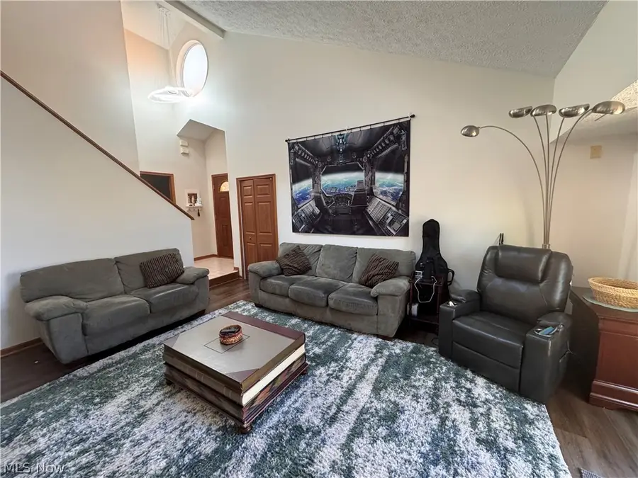 1424 Loop Road, Kent, OH 44240 - #2