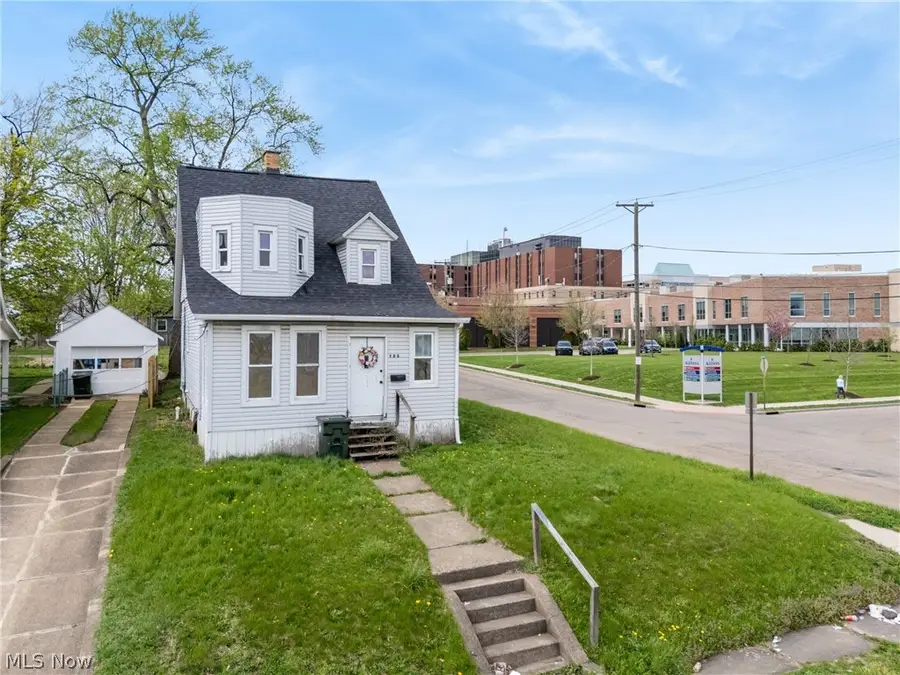 703 Arlington Sw Avenue, Canton, OH 44706 - #2