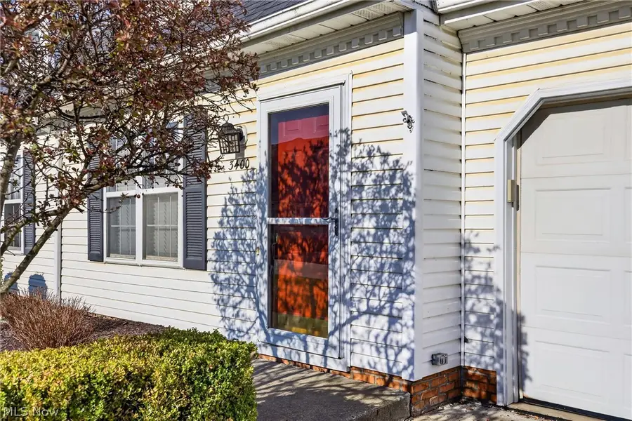 3400 Newport Cove #B-20, Willoughby, OH 44094 - #3