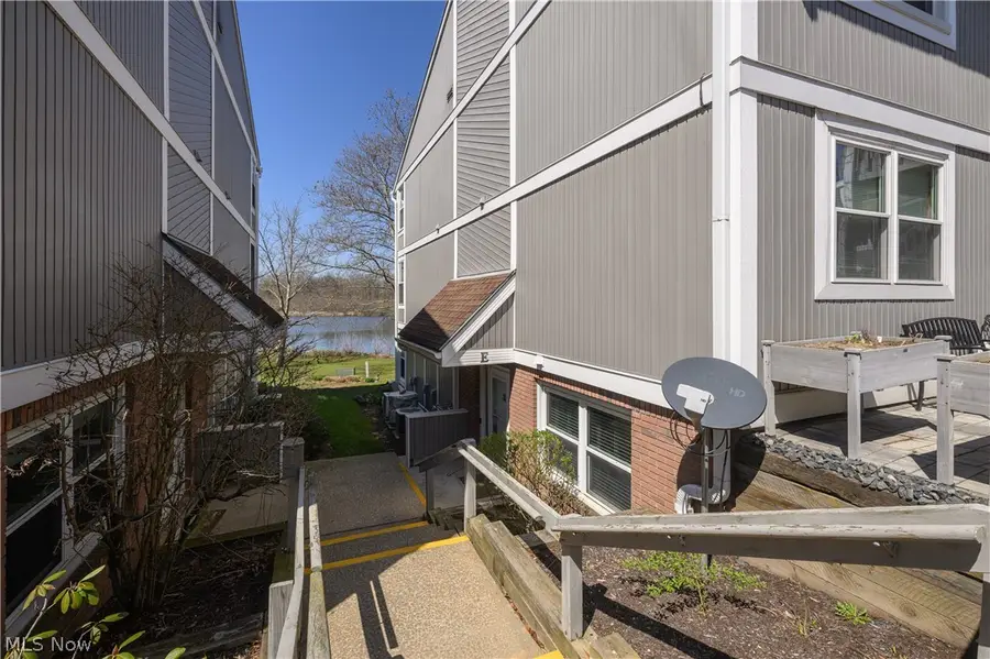 243 Portage Lakes Drive #E, Akron, OH 44319 - #3