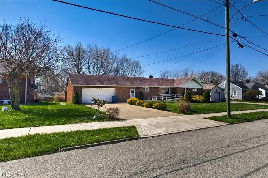 321 Porter Avenue, Campbell, OH 44405 - #2