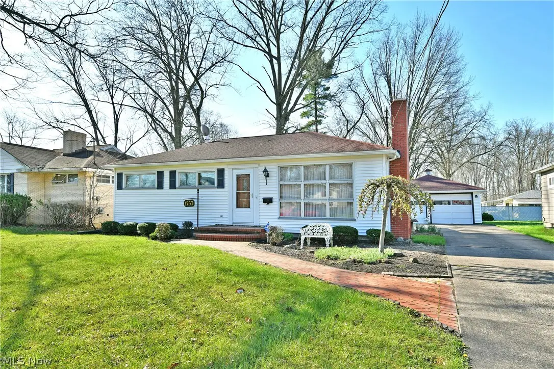 1737 Westwood Nw Drive, Warren, OH 44485 - #1