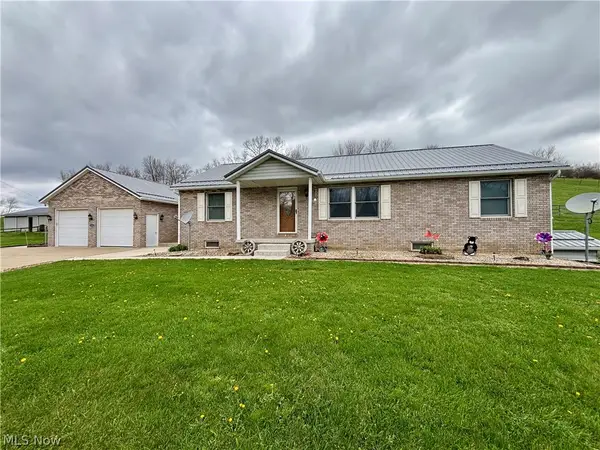 7231 Bluebird Nw Road, East Canton, OH 44730