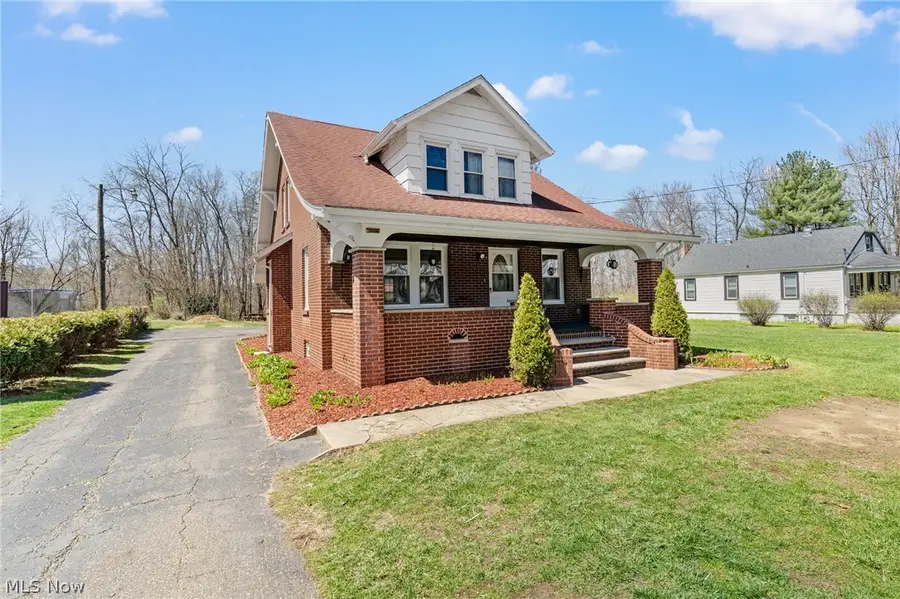 8009 Waynesburg Se Drive, Waynesburg, OH 44688 - #3