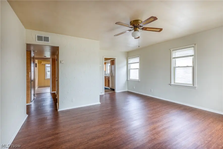 1303 Dartmoor Avenue, Parma, OH 44134 - #3