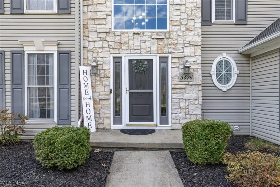 5476 Jacqueline Lane, North Olmsted, OH 44070 - #2