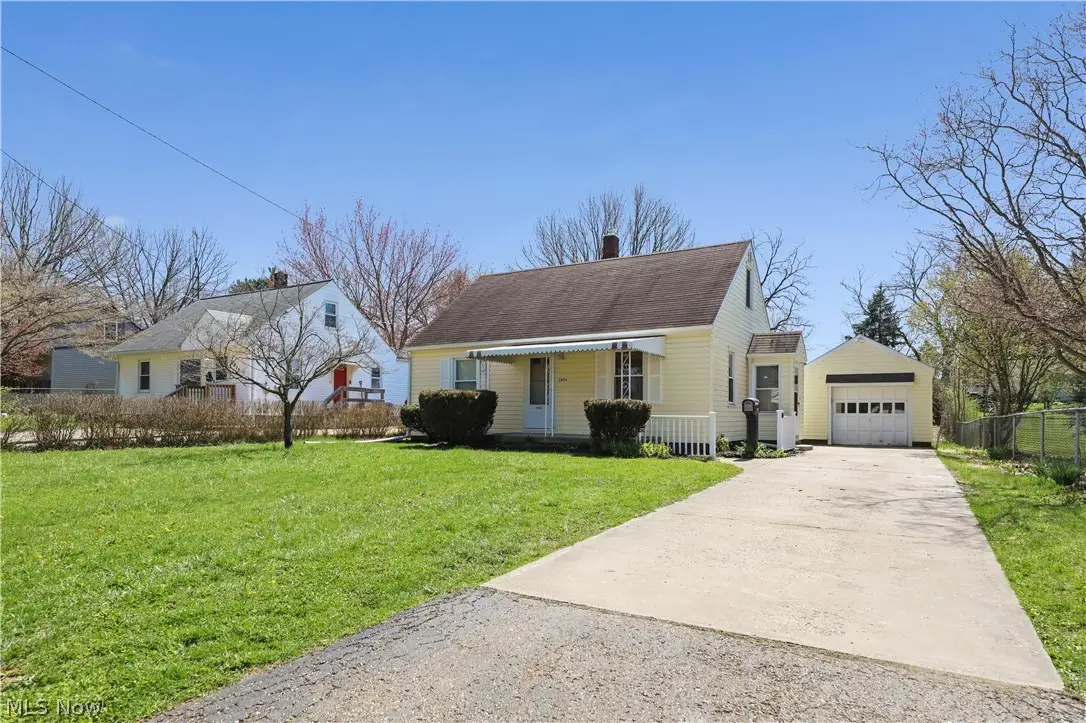 2806 33rd Ne Street, Canton, OH 44705 - #1