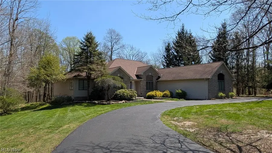 9855 Breckenridge Drive, Chardon, OH 44024 - #3