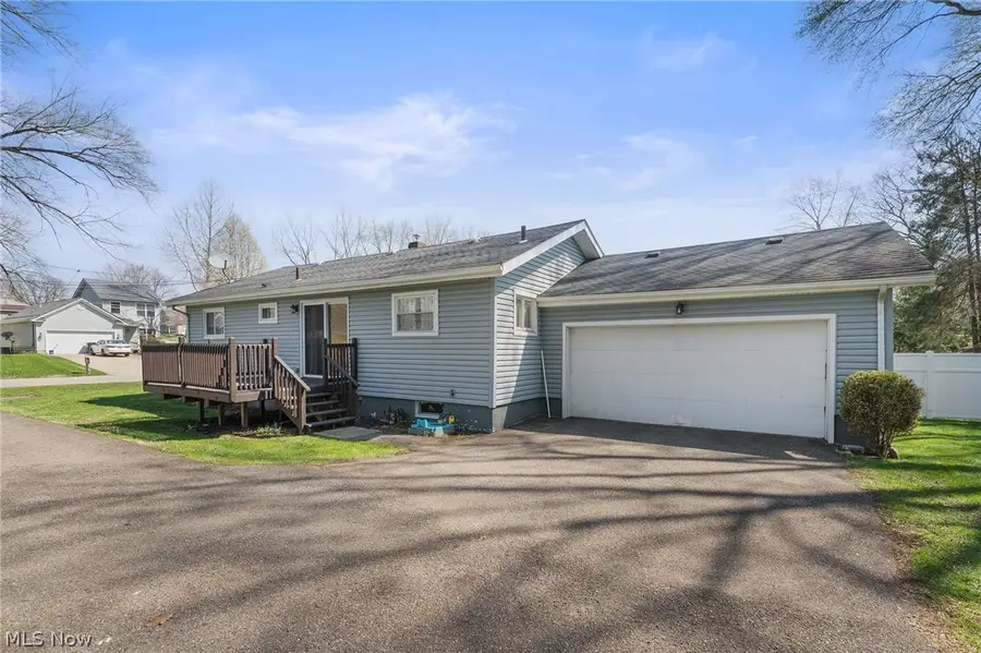 888 Orchard Avenue, Barberton, OH 44203 - #3