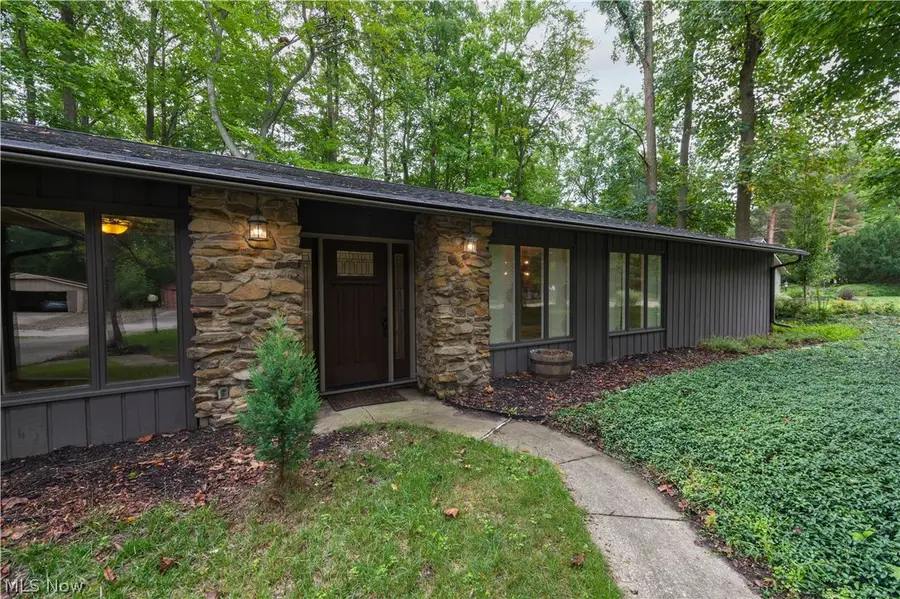 12101 The Bluffs, Strongsville, OH 44136 - #2