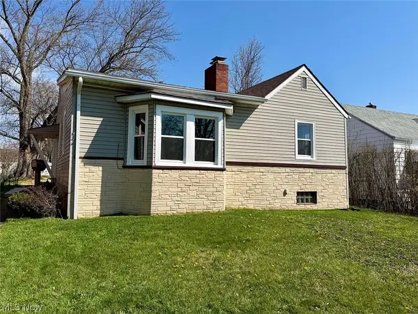 624 E College Street, Alliance, OH 44601