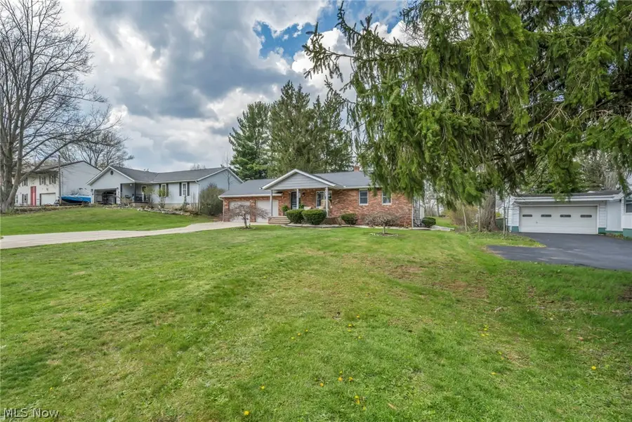 927 Eastwood Avenue, Tallmadge, OH 44278 - #2