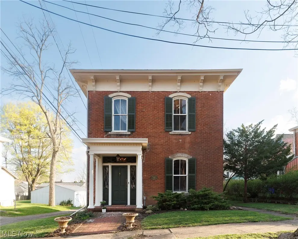 102 E Lamartine Street, Mount Vernon, OH 43050 - #1