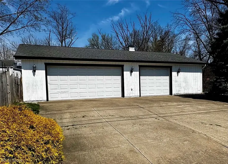 191 9th Ne Street, Barberton, OH 44203 - #2