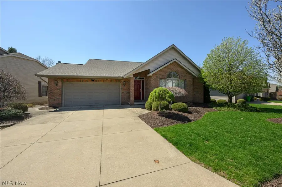 900 Cordova Drive, Barberton, OH 44203 - #2