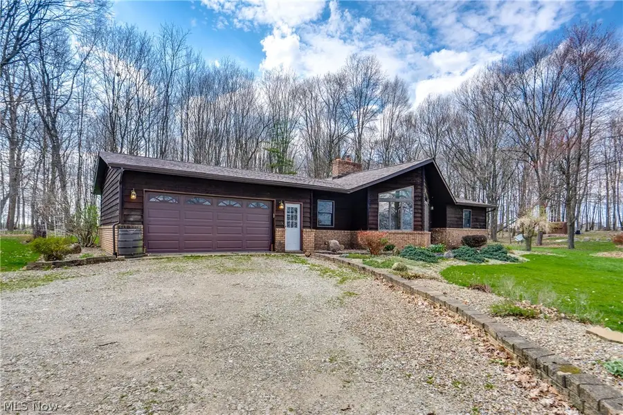 3001 Ben Fulton Nw Avenue, North Lawrence, OH 44666 - #2