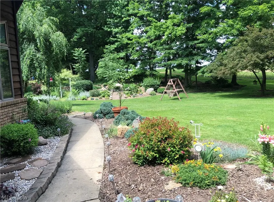 3001 Ben Fulton Nw Avenue, North Lawrence, OH 44666 - #3