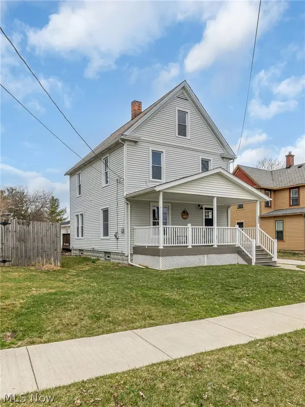353 S Prospect Street, Medina, OH 44256