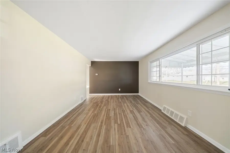 5850 Doris Drive, Brook Park, OH 44142 - #3