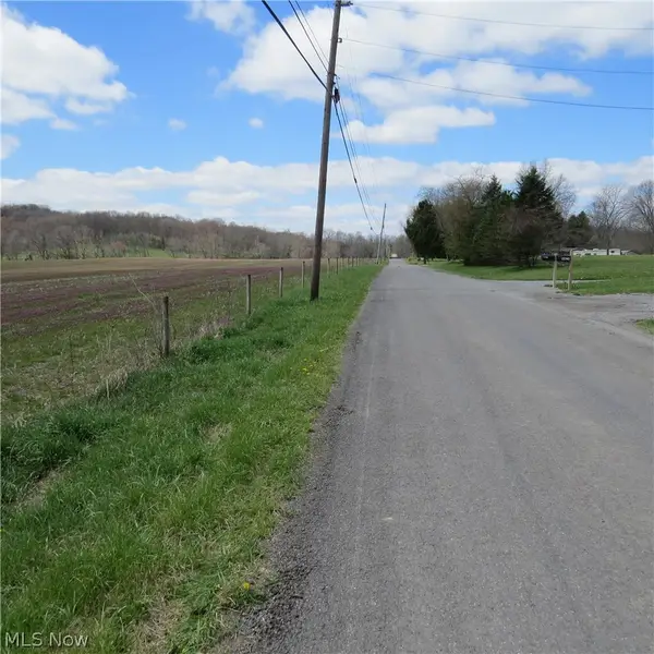 Fink Road, Kensington, OH 44427