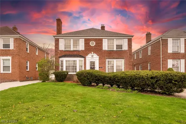 13570 Cedar Road, University Heights, OH 44118