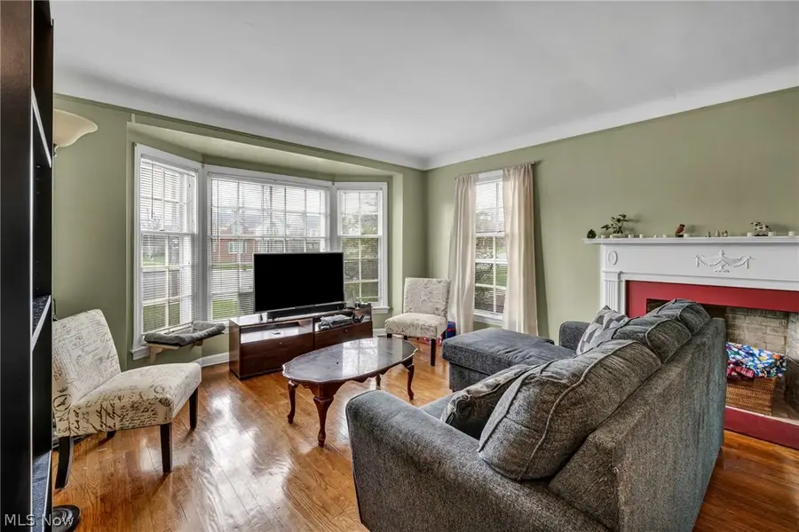 13570 Cedar Road, University Heights, OH 44118 - #3