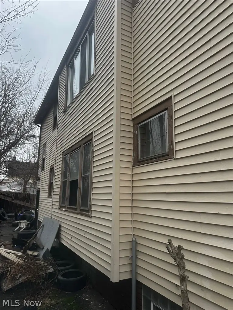 11709 Lenacrave Avenue, Cleveland, OH 44105 - #3