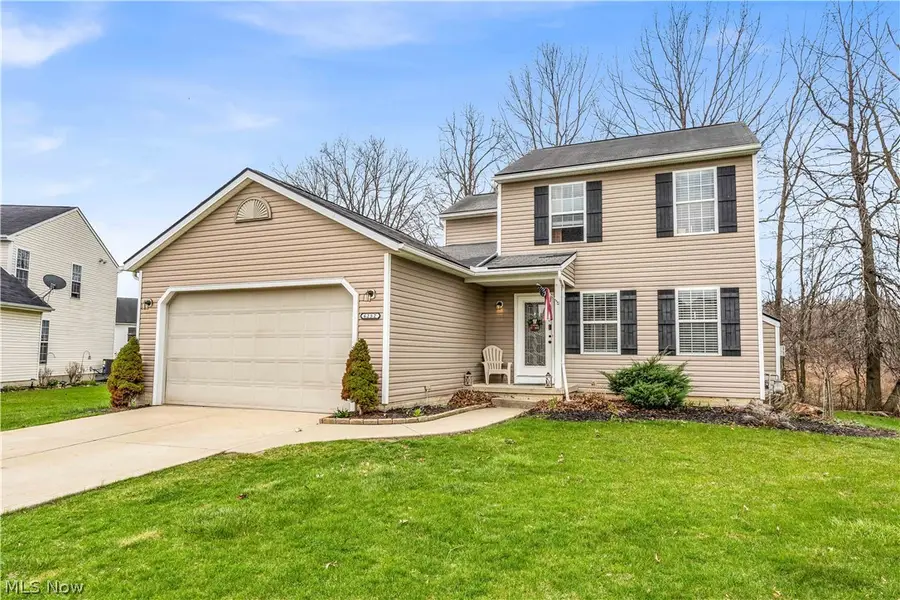 6252 W Breezeway Drive, North Ridgeville, OH 44039 - #2