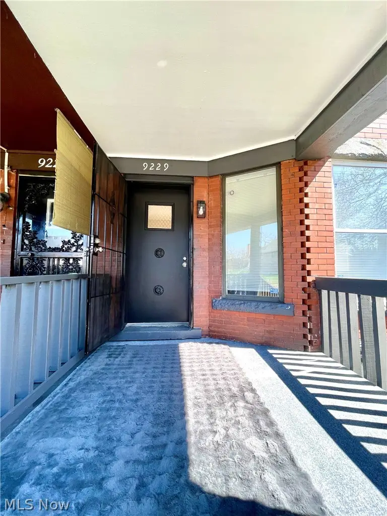 9229 Rosalind Avenue, Cleveland, OH 44106 - #2