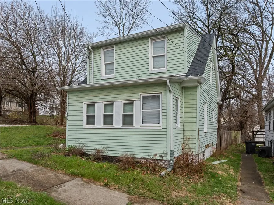 529 Bina Avenue, Akron, OH 44314 - #2