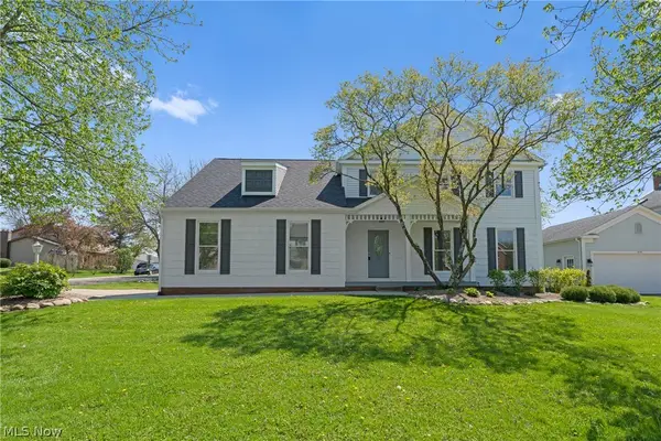 3700 Farnham Nw Street, North Canton, OH 44720