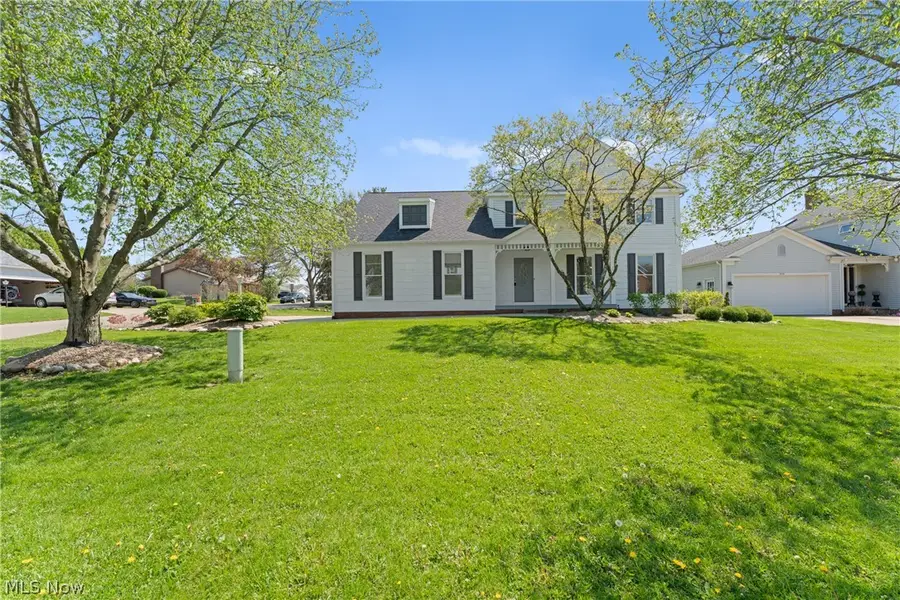 3700 Farnham Nw Street, North Canton, OH 44720 - #2