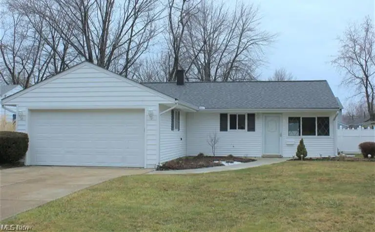 7617 Holly Drive, Mentor On The Lake, OH 44060 - #1