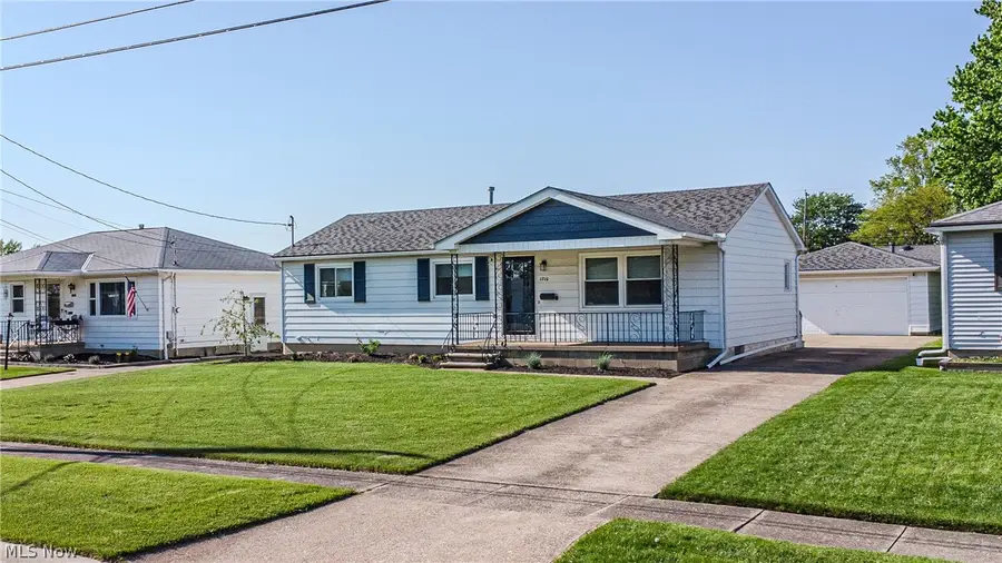 1716 W 29th Street, Lorain, OH 44052 - #3