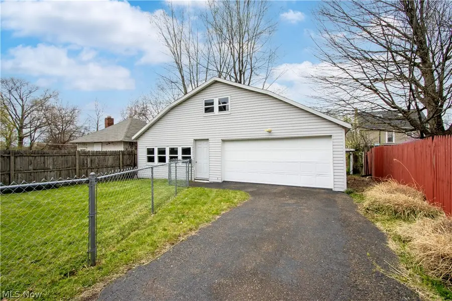 1311 Woodward Nw Place, Canton, OH 44709 - #2